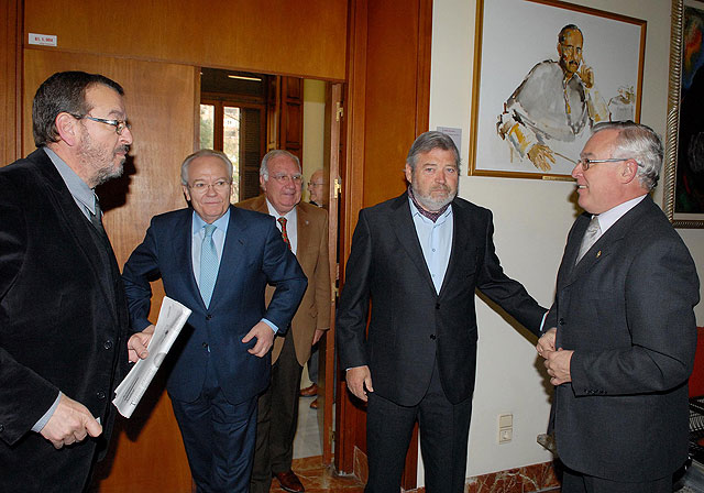 La comisión promotora de la iniciativa popular a favor del Tajo-Segura pide la colaboración de la Universidad de Murcia - 1, Foto 1