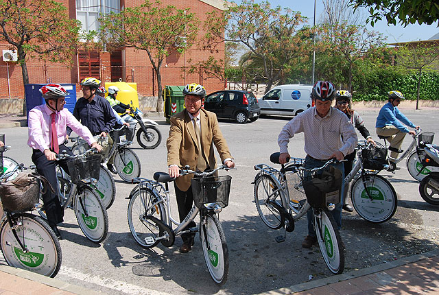 Los vecinos podrn inscribirse en BiciAlhama a partir del prximo 21 de abril, servicio que comenzar a poder utilizarse a partir del 4 de mayo, Foto 1