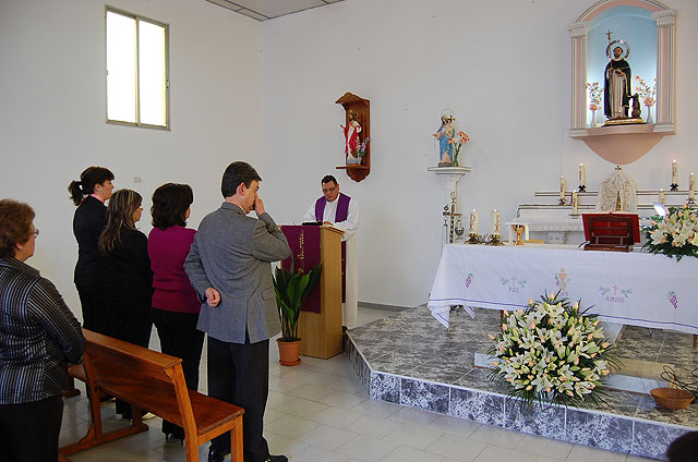 El alcalde de Alguazas, José Antonio Fernández Lladó, inauguró la plaza Santo Domingo tras su renovación - 3, Foto 3