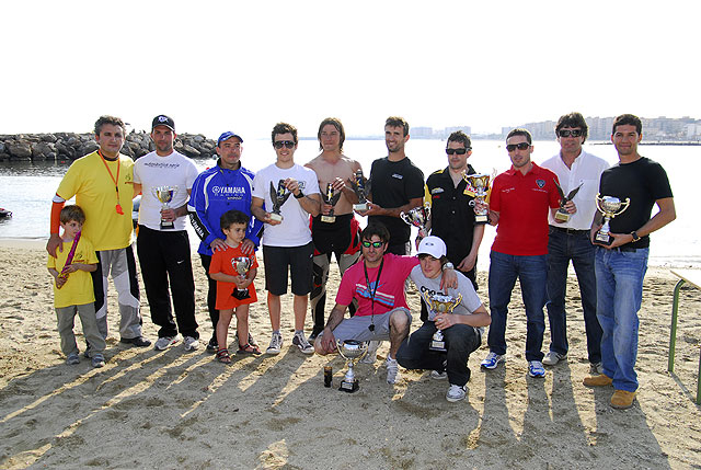 guilas da el banderazo de salida al Campeonato de España de Motos de Agua 2009 - 2