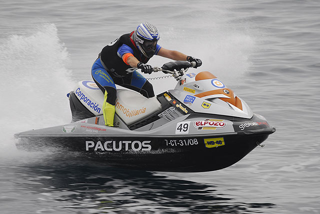 guilas da el banderazo de salida al Campeonato de España de Motos de Agua 2009 - 3