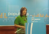 Mara Jos Nicols (PP) advierte que 'Zapatero deja sin ayudas a los 21.000 voluntarios murcianos'