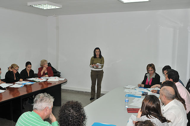 Ciudadanos de Murcia, Alicante y Almería aprenden en San Javier a poner en marcha un Banco del Tiempo - 1, Foto 1