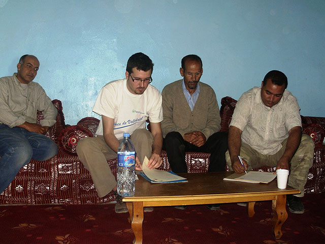 Nuevas Generaciones de Murcia y el Frente Polisario firman un convenio para enviar ayuda humanitaria al Sahara - 1, Foto 1
