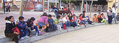 50 niños y niñas de los Espacios Tallín visitan el Museo de la Ciencia y el Agua en Murcia