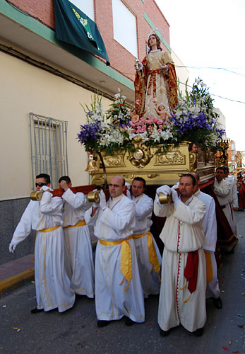 La alegría de la procesión del Resucitado inunda las calles de Lorquí - 1, Foto 1