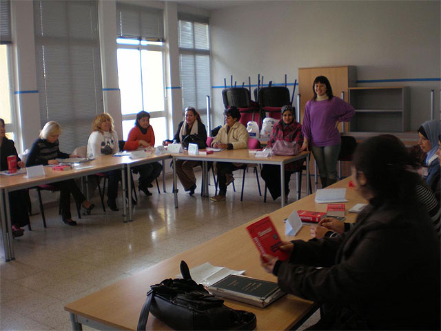 Quince alumnas del proyecto Convigual comienzan sus prácticas en empresas - 1, Foto 1