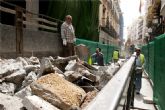 Empieza la renovacin el pavimento de la calle Mayor tras las Semana Santa