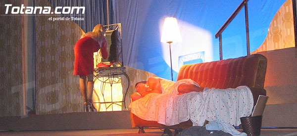 La programación de la “Primavera Cultural” continúa este fin de semana con la puesta en escena de la obra de teatro “Hablemos a calzón quitado”, Foto 2