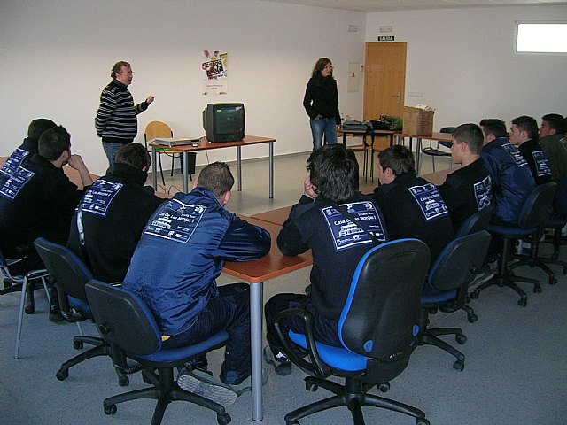 Los alumnos de la Escuela Taller “Casa de las Monjas I” participan en un seminario sobre “Prevención de drogodependencias”, Foto 1