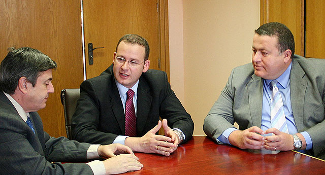 La Comunidad duplica los servicios de la línea de autobús que conecta La Unión y Portmán - 1, Foto 1