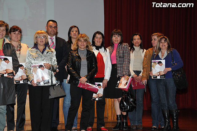 Se presenta la nueva revista sobre igualdad 