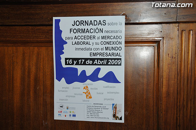 El alcalde anuncia la ampliacin de las lneas de ayuda del SEAPA a los autnomos - 5