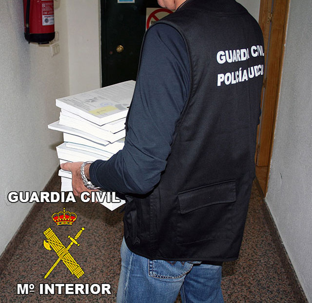 La Guardia Civil ha desarticulado una trama nacional de pagarés falsificados - 3, Foto 3
