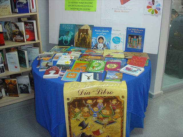 La concejalía de Cultura organiza espectáculos, talleres, exposiciones, charlas y concursos durante la semana próxima con motivo del Día del Libro - 1, Foto 1