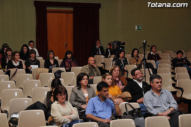 El Ayuntamiento y la Asociacin de Jvenes Empresarios suscriben el tercer convenio para fomentar la creacin de empresas a nivel local - 3