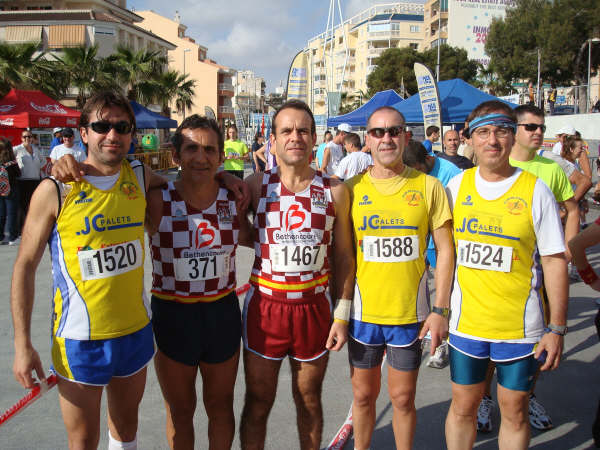 Los miembros del Club Atletismo Totana han tenido una Semana Santa de lo más movida, Foto 1