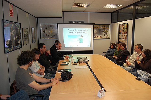 La Concejalía de Participación y el IMJUVE crean la primera junta asesora ciudadana - 1, Foto 1