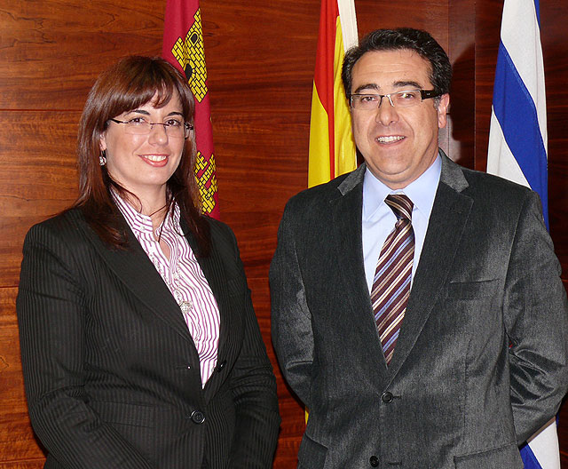 La nueva Técnica de Montes del Ayuntamiento ha tomado posesión - 1, Foto 1