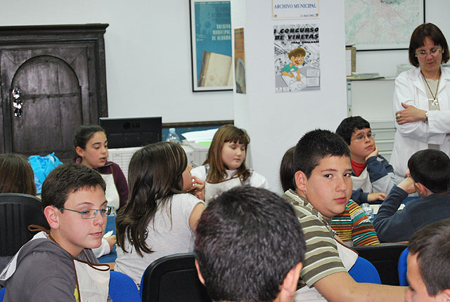El Archivo Municipal acoge un Taller de escritura para niños y niñas de la localidad, Foto 2