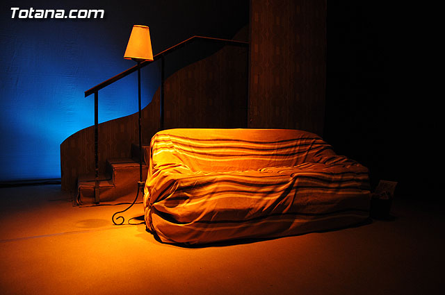 Calurosa acogida del pblico en la puesta en escena de la obra de teatro “Hablemos a calzn quitado” - 2