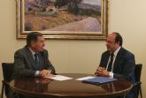 El alcalde de Puerto Lumbreras se reúne por primera vez con el Defensor del Pueblo de la Región de Murcia