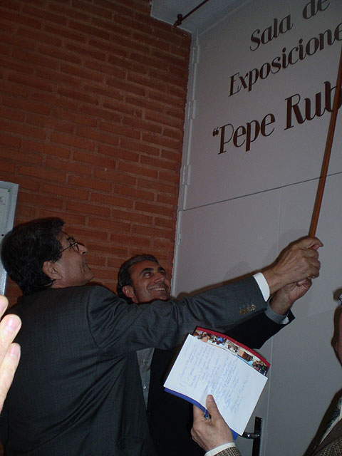 Beniel vive una noche cultural y solidaria en la sala de exposiciones “Pepe Rubio” - 2, Foto 2