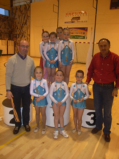 More than 200 students participated in rhythmic gymnastics, Foto 4