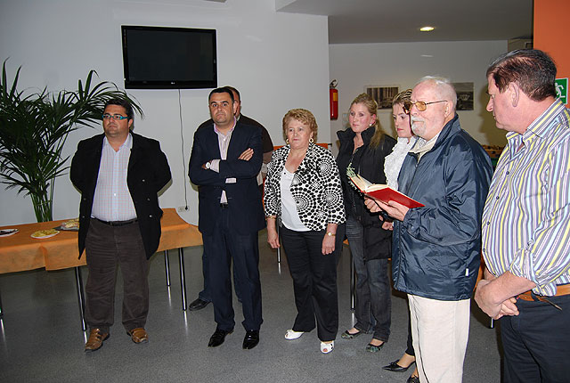 El servicio de cafetería del Centro Social de El Paretón-Cantareros “Juana Serrano” se pone de nuevo en marcha, Foto 3