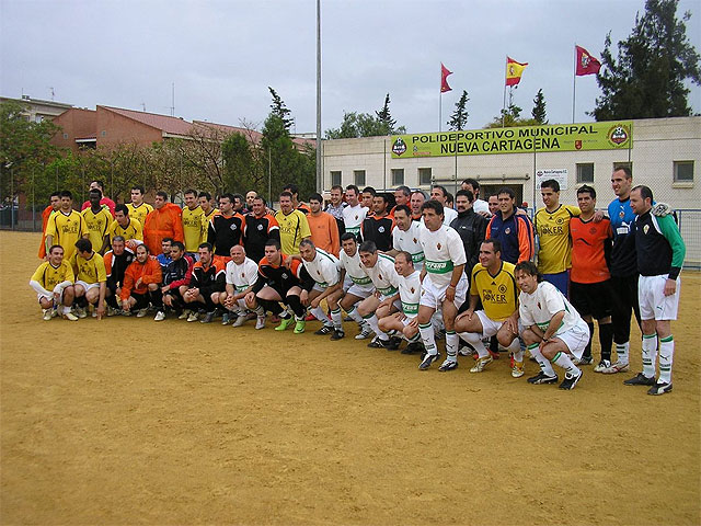 La Selección de la Liga de Aficionados de Fútbol 11 se impone en la V edición del Torneo de Aficionados - 1, Foto 1