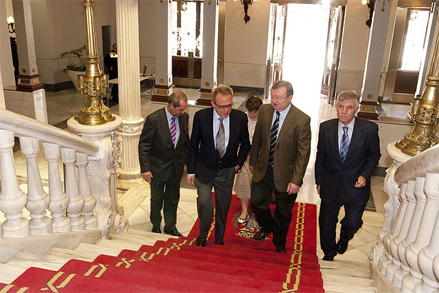 El vicealcalde recibe al embajador de Rusia - 1, Foto 1