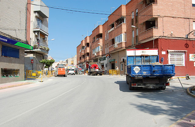 Arrancan las obras de reforma del alumbrado de la calle Huertos de Lorquí - 1, Foto 1