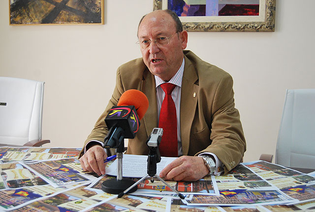 El Ayuntamiento organiza conjuntamente con La Armada Española una Jura de Bandera para ciudadanos españoles, Foto 1