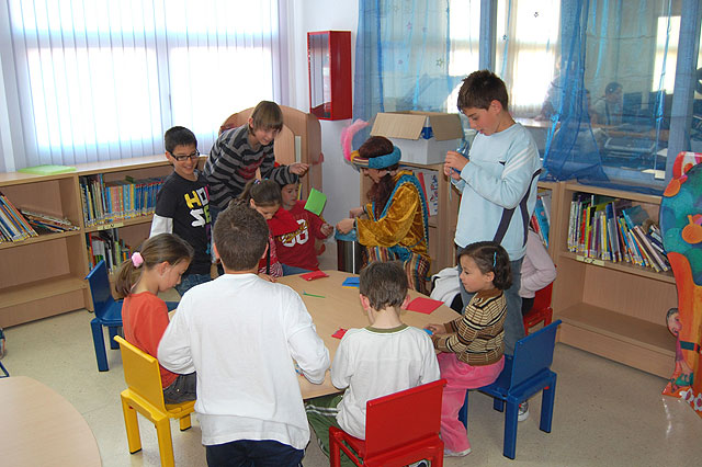 Los niños, protagonistas de los talleres conmemorativos del “Día del Libro” - 1, Foto 1