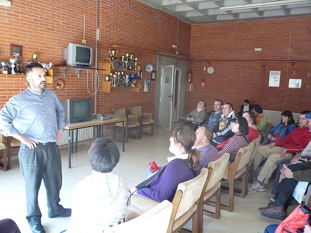Students and professionals "Jos Moya" visit the Occupational Center of Alicante Terramar, Foto 2