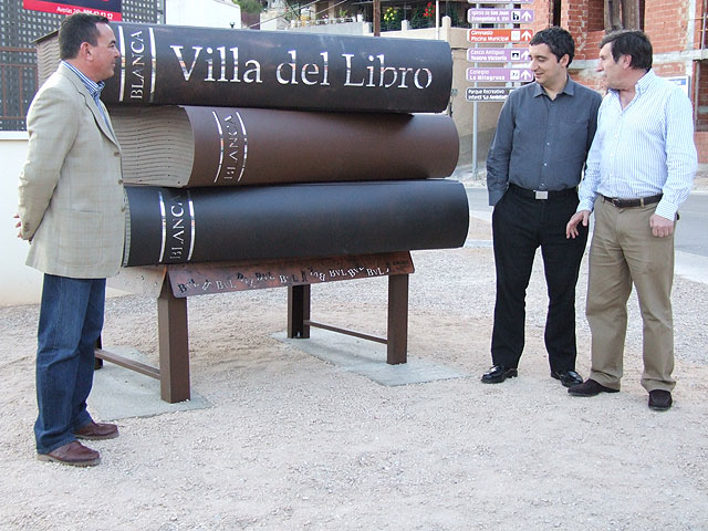 Un monumento para Blanca, Villa del Libro - 1, Foto 1