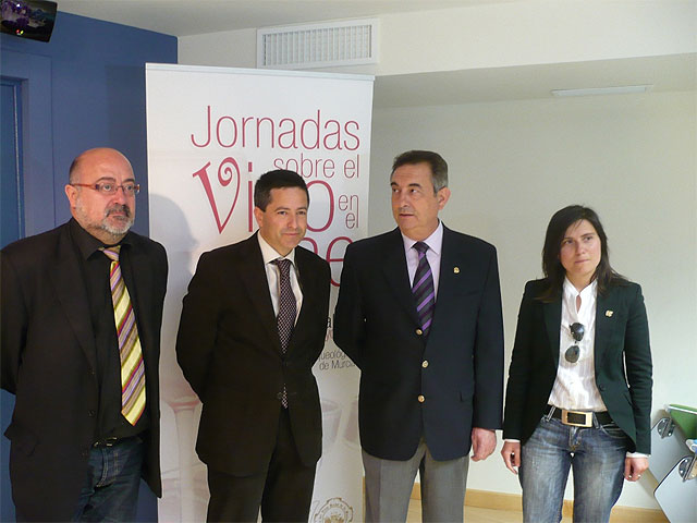 El Museo Arqueológico acoge unas jornadas para acercar la cultura del vino a través del cine - 1, Foto 1