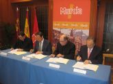 Miguel Ángel Cámara firma el convenio que permitirá construir uno de los mayores centros de formación católica y misionera del mundo