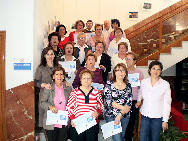 Las asociaciones cehegineras asisten a cursos y talleres de formación - 1, Foto 1