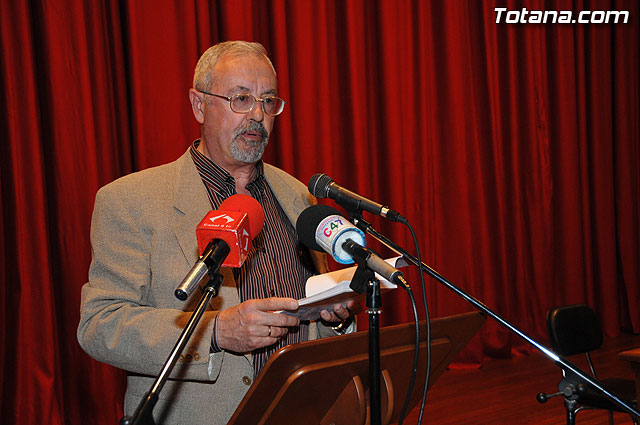 Se presenta el libro “Certamen Literario La Crcel, premios 2007-2008” y Caja de Semillas recita parte de las obras recogidas en la publicacin - 8