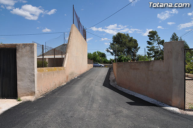 Las obras de pavimentacin de los diez caminos rurales, realizadas a travs del Fondo Estatal de Inversin Local, se encuentran en su fase de finalizacin - 16