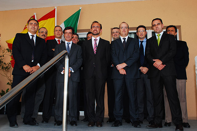 Marín destaca la importancia de la innovación y las sinergias entre las pymes y las multinacionales presentes en la Región - 1, Foto 1