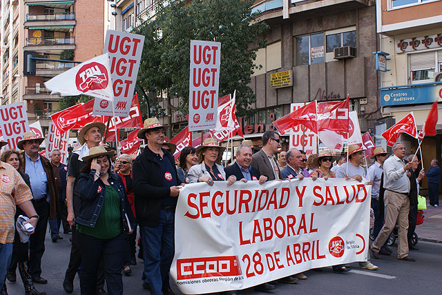 UGT y CCOO recuerdan hoy a los 50 trabajadores murcianos fallecidos en 2008 - 2