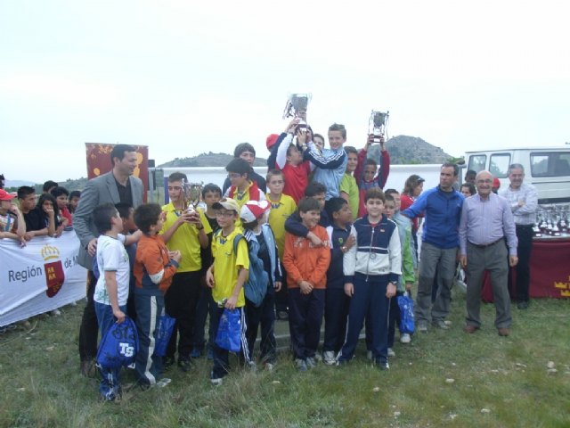 Un total de treinta escolares de Totana participn en la Final Regional Escolar de Orientación celebrada en Yecla, Foto 1