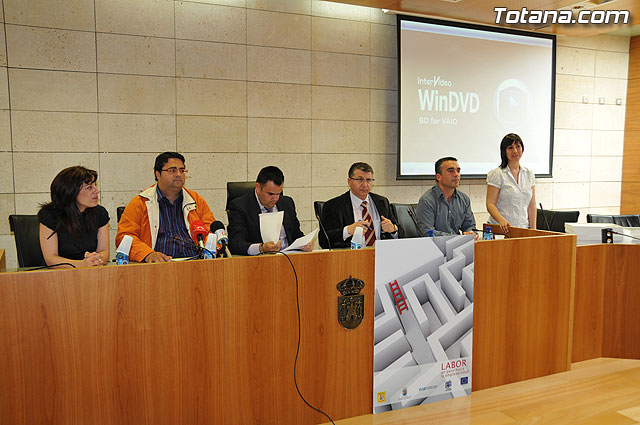 A total of 118 people have been trained through the project "Labor, a step towards the employability ", Foto 1