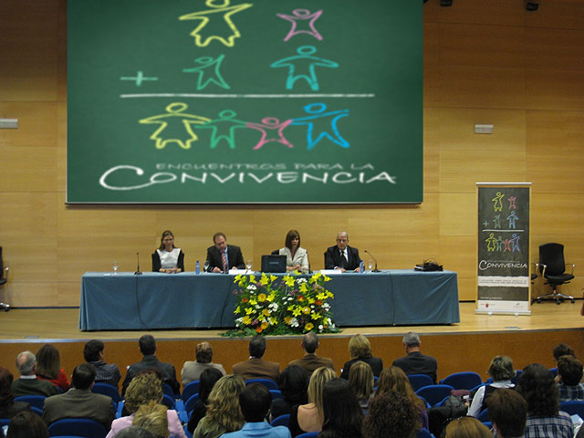 Sotoca afirma que los planes de convivencia escolar son “la mejor garantía para evitar conflictos en el aula” - 1, Foto 1