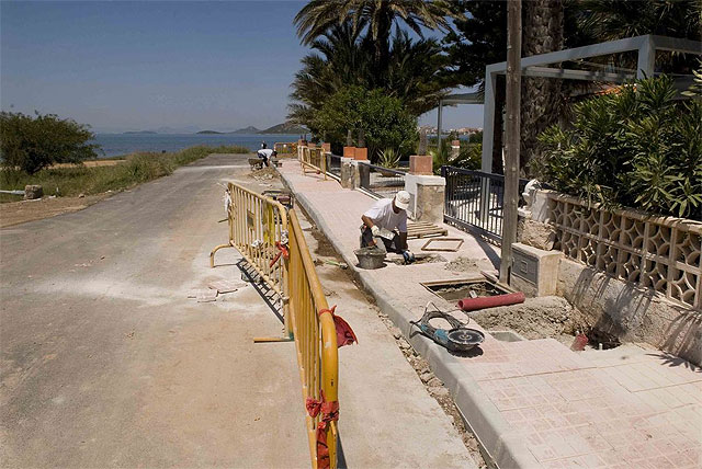 Obras de alumbrado y acerado en la Playa de Los Alemanes - 1, Foto 1