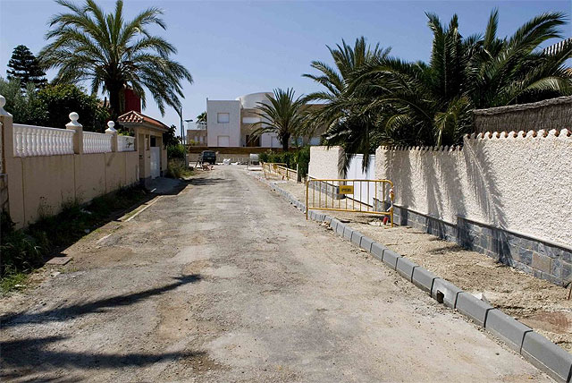 Obras de alumbrado y acerado en la Playa de Los Alemanes - 3, Foto 3