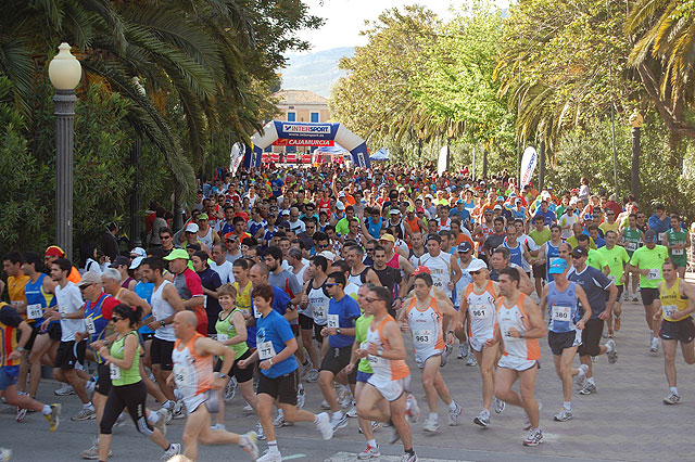 Ms de mil atletas participaron en la II media maratn de Jumilla - 1