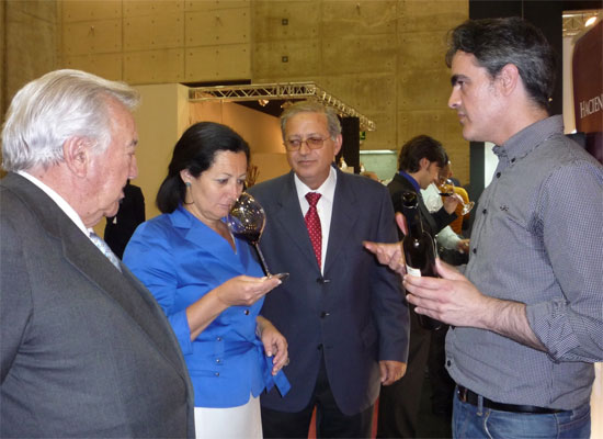 Agricultura fomenta el conocimiento de los vinos, quesos y aceite de la Región - 1, Foto 1